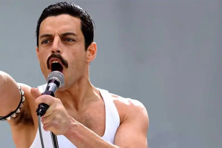 Rami Malek interpretando a Freddie Mercury en Bohemian Rhapsody